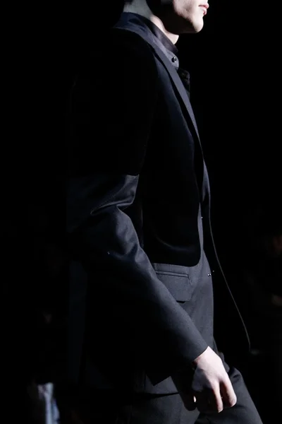 Look 73